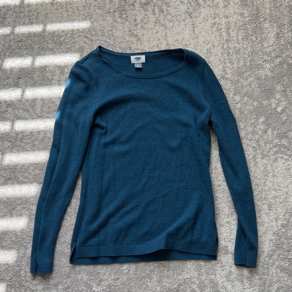 Old Navy Blue Long Sleeve Knit Top - scoop neck - Size Small